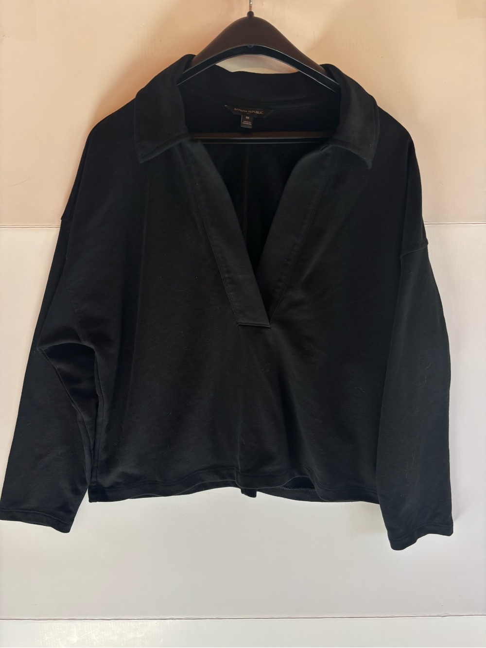 Banana Republic Women's Black Solid Knit Pullover Sweater Collared Neck LS M